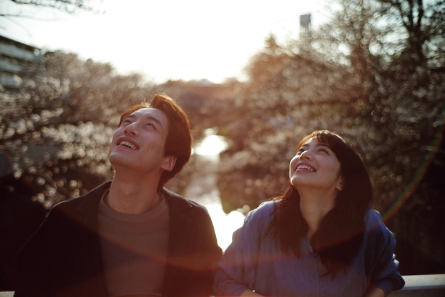 Mùa hoa anh đào nở rộ, cùng thưởng thức những bộ phim điện ảnh Nhật lãng mạn ảnh 16