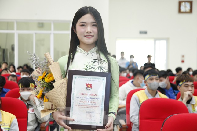 Bắc Giang tuyên dương Sinh viên 5 tốt ảnh 3