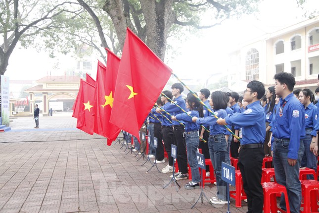 Tuổi trẻ Bắc Giang thi công 300 công trình trong Tháng Thanh niên ảnh 1