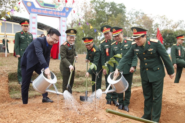 Bí thư Trung ương Đoàn Nguyễn Tường Lâm dự khởi động Tháng Thanh niên của tuổi trẻ Quân đội ảnh 13
