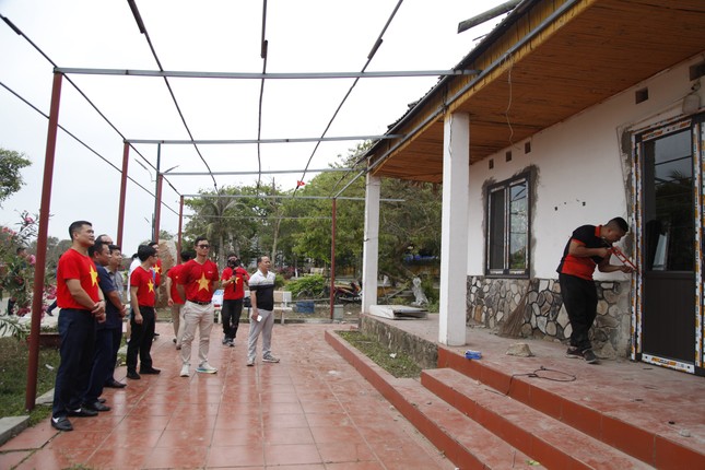 Tuổi trẻ Bắc Giang sửa nhà thanh niên xung phong ở đảo Bạch Long Vĩ ảnh 6