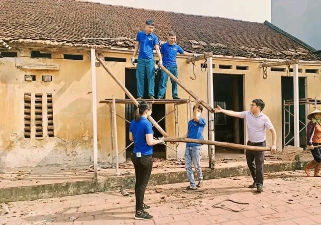 Tuổi trẻ Bắc Giang hỗ trợ tu sữa và xây mới hàng chục ngôi nhà cho hộ nghèo ảnh 3