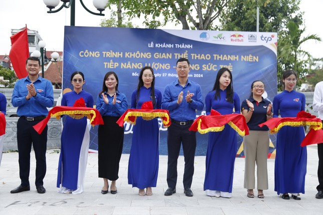 Bắc Giang khánh thành công trình chào mừng Đại hội Hội LHTN Việt Nam ảnh 1