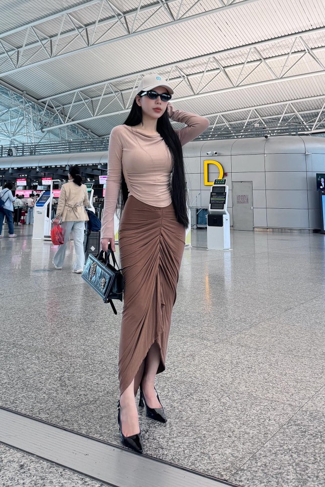 Muốn có mái tóc đẹp như Hằng Du Mục, nhớ thay đổi thói quen này khi gội đầu ảnh 1