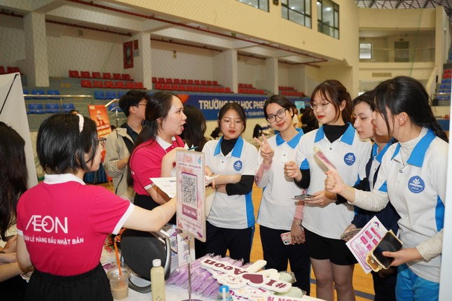 Hơn 5.000 sinh viên Hà Nội tham gia ngày hội Sinh viên 5 tốt ảnh 6