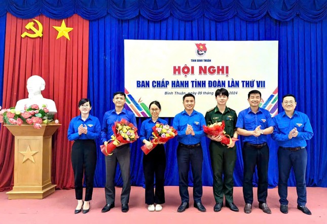 Ban Bí thư Trung ương Đoàn quyết định công nhận Phó Bí thư Tỉnh Đoàn Bình Thuận ảnh 2