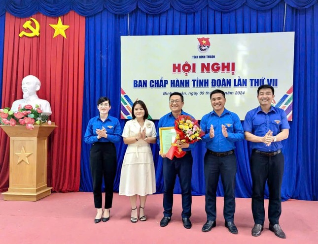 Ban Bí thư Trung ương Đoàn quyết định công nhận Phó Bí thư Tỉnh Đoàn Bình Thuận ảnh 1