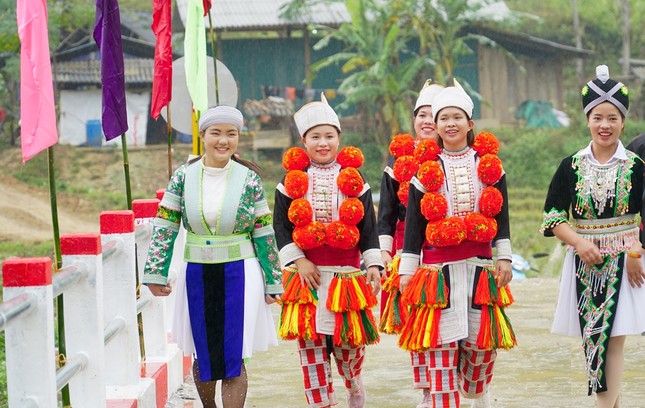 Thăm lại cây cầu làm đổi đời cho bản làng nghèo bên suối Tình yêu ảnh 5