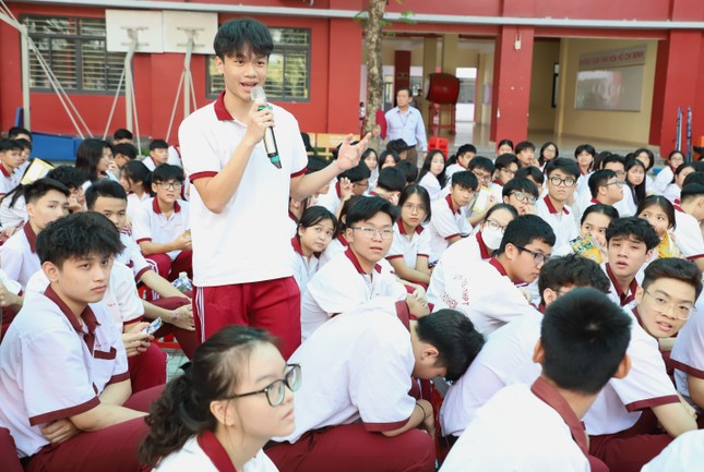 Chuyên gia 'gỡ rối' cho gen Z về chọn ngành, chọn nghề ảnh 2