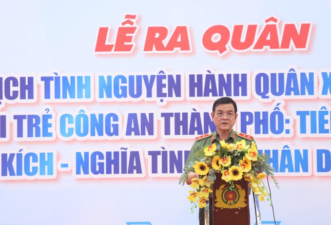 Tuổi trẻ Công an TPHCM đẩy mạnh phòng, chống ma túy, xác lập nhiều hoạt động gìn giữ mỹ quan đô thị ảnh 7