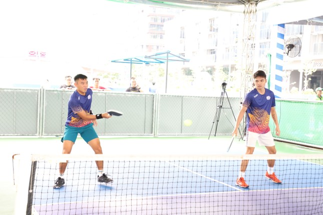 Bí thư Thành ủy TPHCM thi đấu pickleball chung tay ủng hộ đồng bào vùng bão lũ ảnh 5