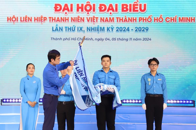 Hội Liên hiệp Thanh niên TPHCM đón nhận Huân chương Lao động hạng Ba ảnh 2