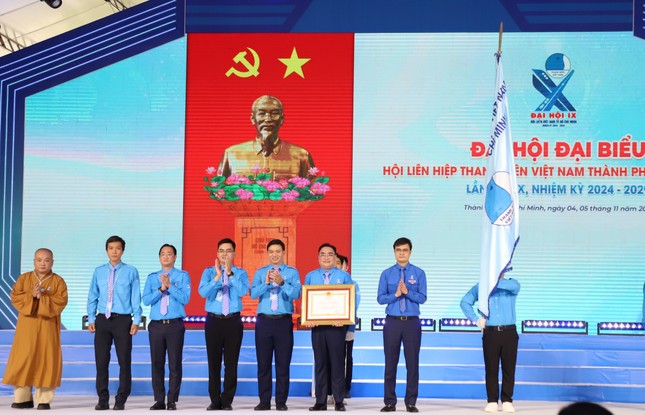 Hội Liên hiệp Thanh niên TPHCM đón nhận Huân chương Lao động hạng Ba ảnh 3