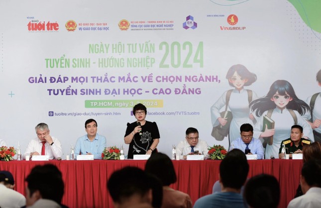 Bộ GD&ĐT thông tin về thi tốt nghiệp THPT, tuyển sinh đại học 2024 ảnh 1