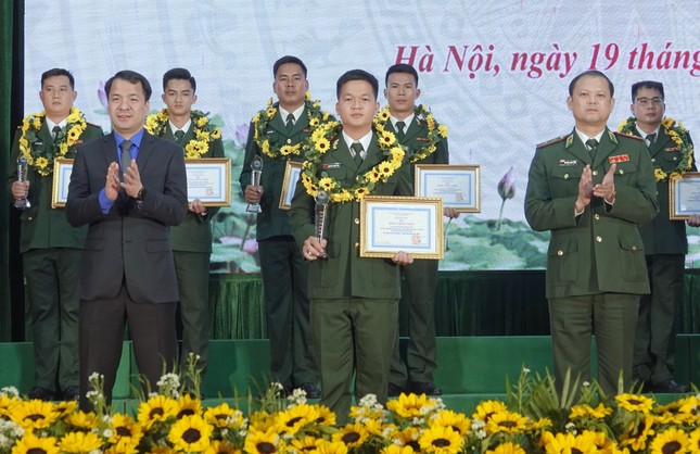 Trung tướng Nguyễn Anh Tuấn: Tuổi trẻ Bộ đội Biên phòng đã không ngừng phấn đấu, tu dưỡng ảnh 2