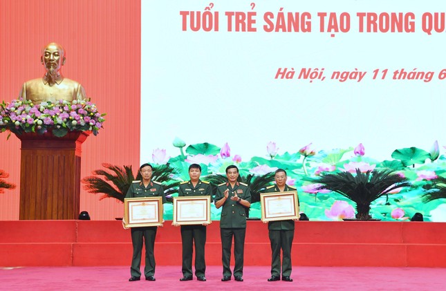 Đại tướng Phan Văn Giang: Thanh niên Quân đội thể hiện khát vọng chiếm lĩnh đỉnh cao khoa học ảnh 4