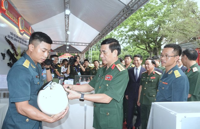 Đại tướng Phan Văn Giang: Thanh niên Quân đội thể hiện khát vọng chiếm lĩnh đỉnh cao khoa học ảnh 16