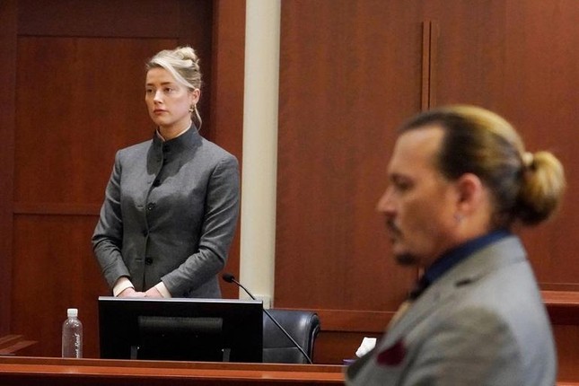 Johnny Depp's series of 'courtroom love stories' suddenly caused a fever photo 10