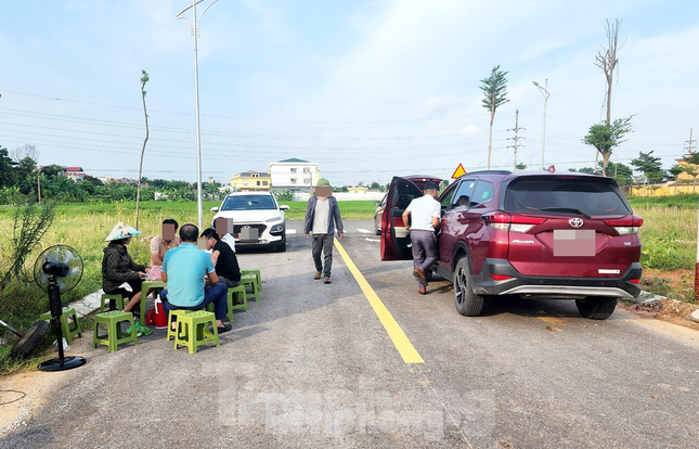 Vượt 'đỉnh' giá chung cư vẫn tiếp tục tăng, đất nền bước vào chu kỳ mới ảnh 1