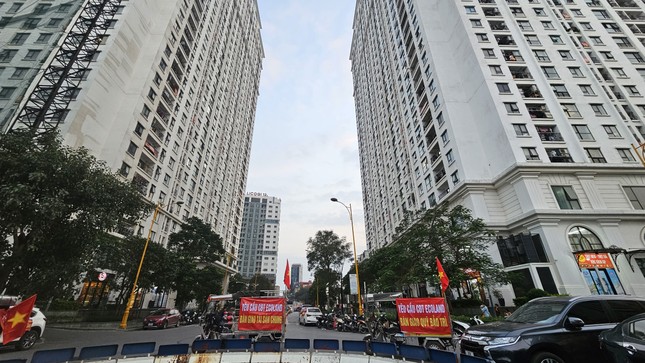 Nhiều chung cư ở quận Hoàng Mai bị 'bêu tên' vi phạm phòng cháy chữa cháy ảnh 1
