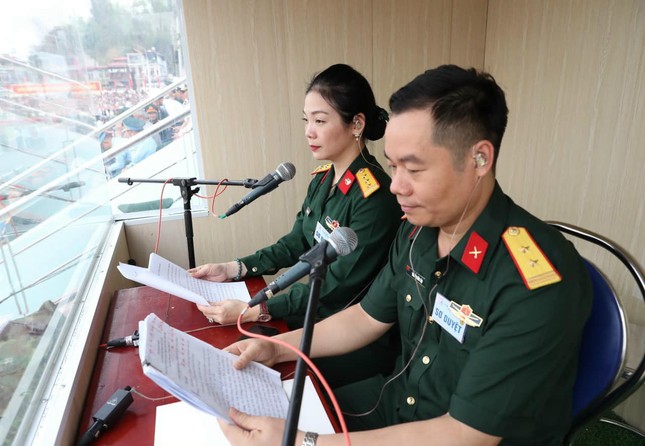 Giọng đọc Lễ kỷ niệm 70 năm Chiến thắng Điện Biên Phủ: Tôi khóc khi trời đổ mưa ảnh 5