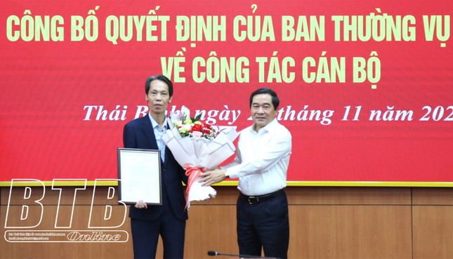 Công bố quyết định của Ban Thường vụ Tỉnh ủy Thái Bình về công tác cán bộ ảnh 1