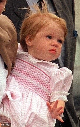 La photo d'enfance de la princesse Kate provoque de la fièvre car elle ressemble tellement au prince Louis photo 10