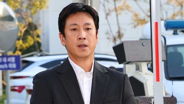 Nghệ sĩ Hàn Quốc chỉ trích cảnh sát và truyền thông liên quan đến cái chết Lee Sun Kyun ảnh 2