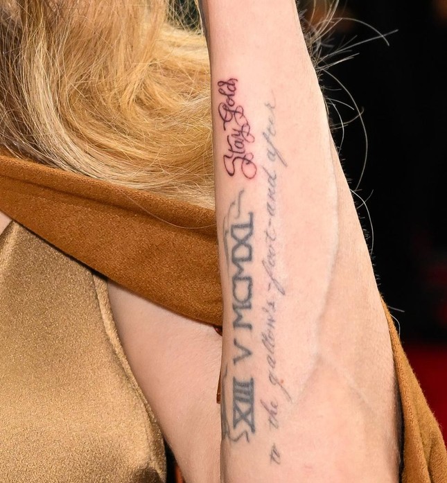 Angelina Jolie's new tattoo photo 2