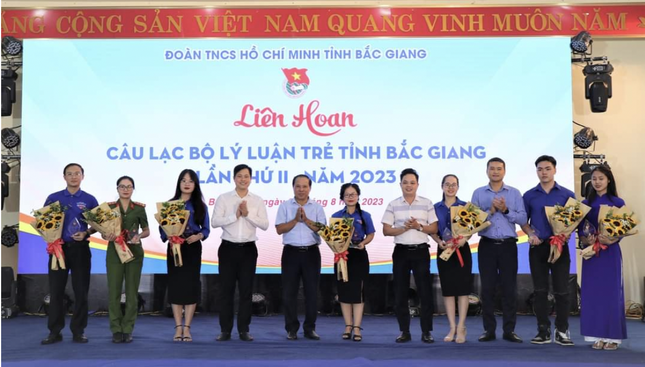 Câu lạc bộ Lý luận trẻ tỉnh Bắc Giang - 5 năm hình thành và phát triển ảnh 1