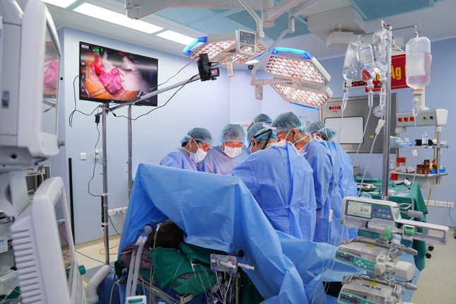 Ngày 30 Tết, 150 y bác sĩ tham gia ca đại phẫu ảnh 1