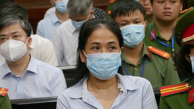 Xem xét đơn xin giảm án của cựu Bí thư Tỉnh ủy Bến Tre ảnh 1