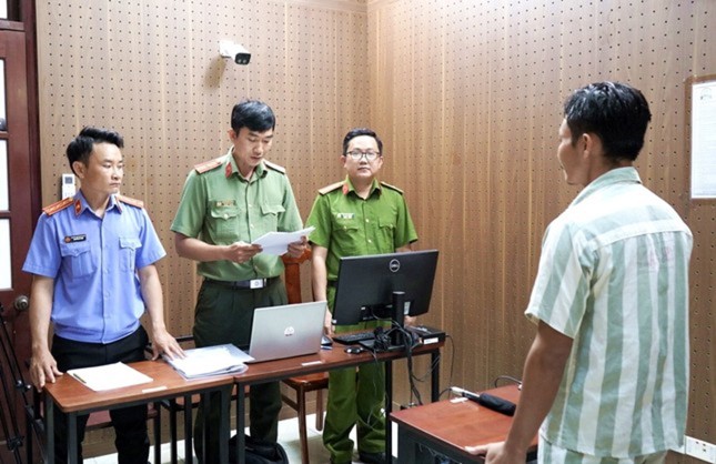 Triệu tập ông Lê Tùng Vân tới phiên tòa xét xử vụ lừa đảo tiền từ thiện xảy ra tại ‘Tịnh Thất Bồng Lai’ ảnh 1