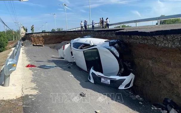 Vụ sụp lún cầu Hòa Bình ở Tây Ninh: Cục Đường bộ Việt Nam yêu cầu khẩn trương khắc phục ảnh 2