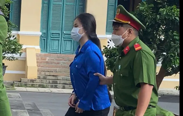 Vụ Hoài DJ cầm đầu đường dây ma túy: Bị cáo khai cách thức điều chế nước vui- Ảnh 3. Vụ Hoài DJ cầm đầu đường dây ma túy: Bị cáo khai cách thức điều chế nước vui- Ảnh 3.