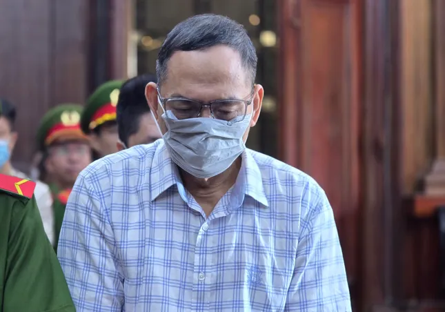 Cựu Giám đốc Trung tâm Lý lịch tư pháp quốc gia bị đề nghị mức án 18 - 19 năm tù ảnh 1