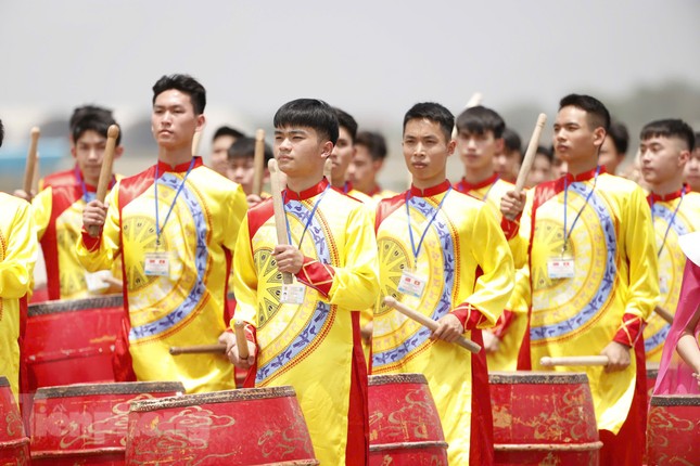Chủ tịch nước Lương Cường ra sân bay đón Tổng Bí thư, Chủ tịch Trung Quốc Tập Cận Bình ảnh 15