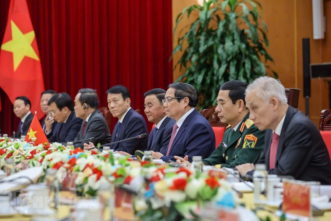 Thủ tướng Phạm Minh Chính đề nghị Trung Quốc dành ưu tiên cao cho hợp tác đường sắt ảnh 4