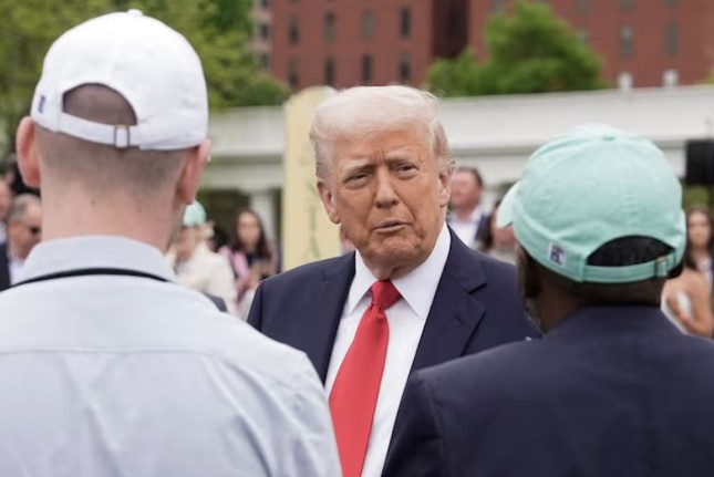 Tổng thống Mỹ Trump sẽ dự lễ tang Giáo hoàng Francis ảnh 1