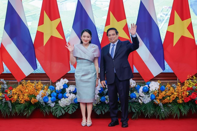https://image.tienphong.vn/w645/Uploaded/2025/aobsvhu/2025_05_15/img3247-17473148965272116932889-1209-5155.jpg