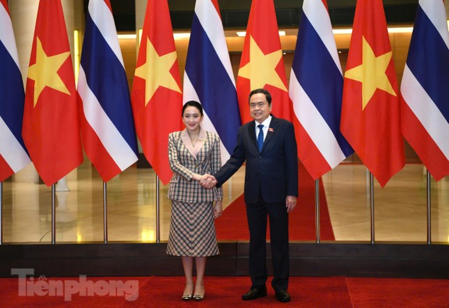 Thủ tướng Thái Lan hội kiến Chủ tịch Quốc hội Trần Thanh Mẫn ảnh 2