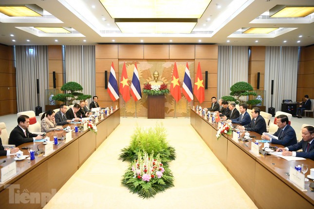 Thủ tướng Thái Lan hội kiến Chủ tịch Quốc hội Trần Thanh Mẫn ảnh 5