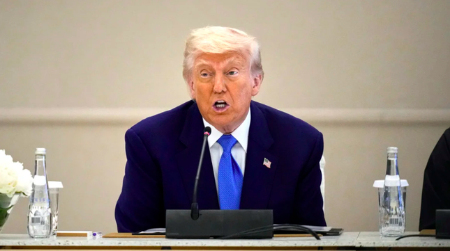Tổng thống Mỹ Trump tuyên bố sẽ đơn phương áp mức thuế mới với 150 quốc gia ảnh 1