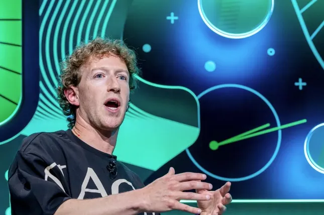 Ông chủ Facebook đổ hàng tỷ đô la cho dự án táo bạo ảnh 1