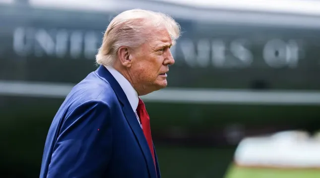 Tổng thống Mỹ Trump mắc kẹt trong những phép tính rối rắm với Iran ảnh 1
