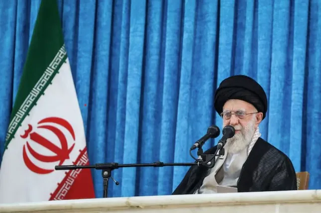 Đại giáo chủ Iran Khamenei ngày càng đơn độc ảnh 1