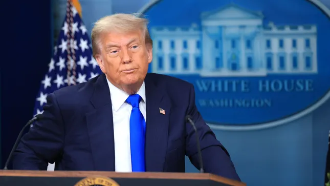 Tổng thống Mỹ Trump nói sẽ không kéo dài thời hạn hoãn áp thuế đối ứng ảnh 1