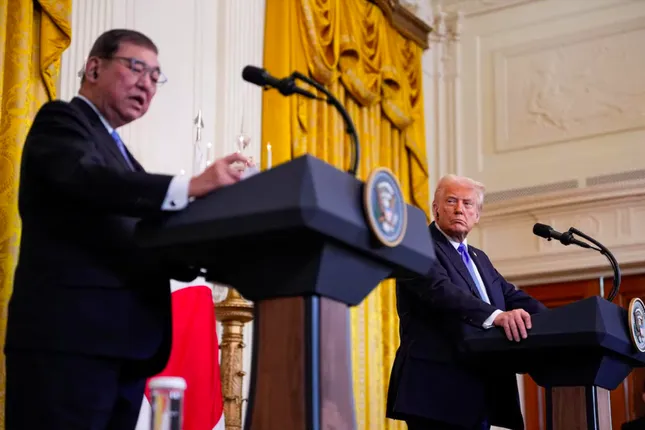 Lời hứa đầu tư nghìn tỷ đô la không giúp Nhật Bản xoa dịu ông Trump- Ảnh 1. Lời hứa đầu tư nghìn tỷ đô la không giúp Nhật Bản xoa dịu ông Trump- Ảnh 1.