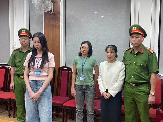 Bắt tạm giam Hoa hậu Nguyễn Thúc Thuỳ Tiên ảnh 1