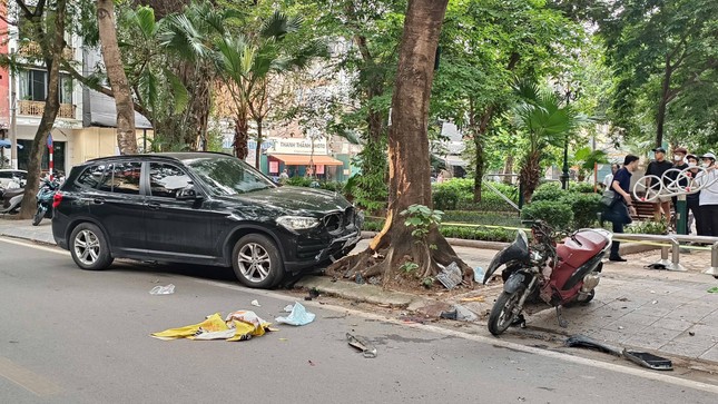 Hà Nội: Va chạm giao thông trên đường Nguyễn Huy Tự, một nữ sinh bị đứt lìa chân ảnh 2